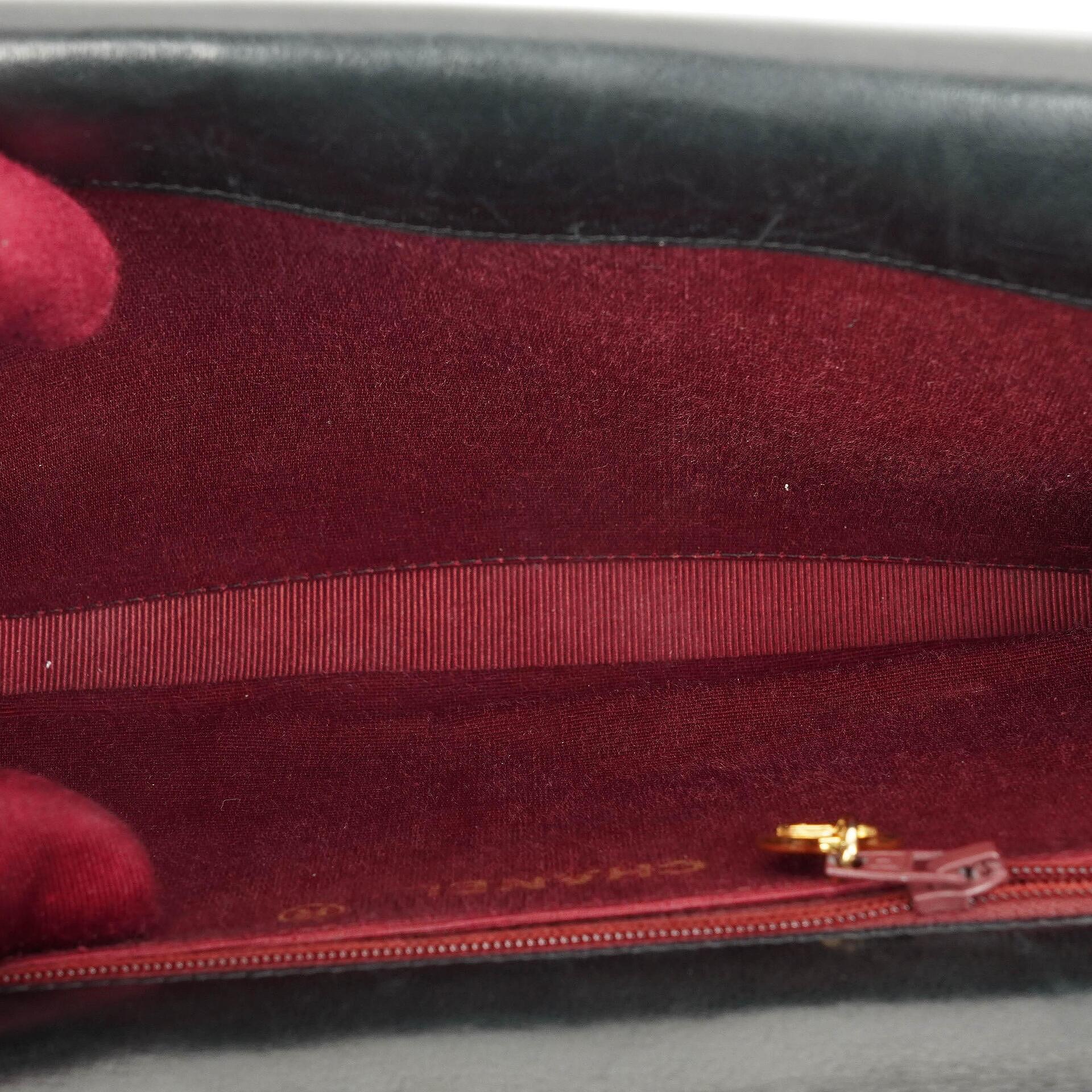 Chanel Classic Half Moon Double Flap Tasche aus schwarzem gestepptem Lammleder mit 24K vergoldeter Hardware