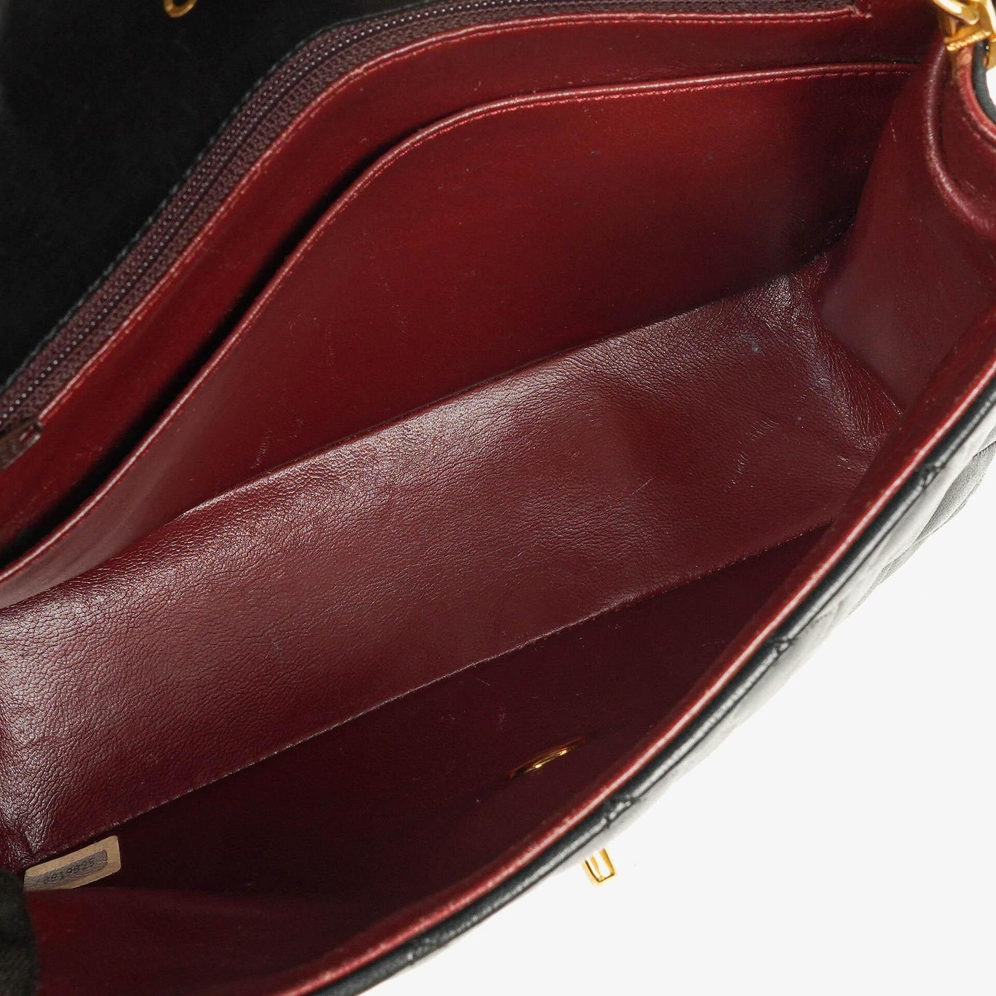 Chanel Classic Half Moon Single Flap Bag aus schwarzem gestepptem Lammleder mit 24K vergoldeten Beschlägen
