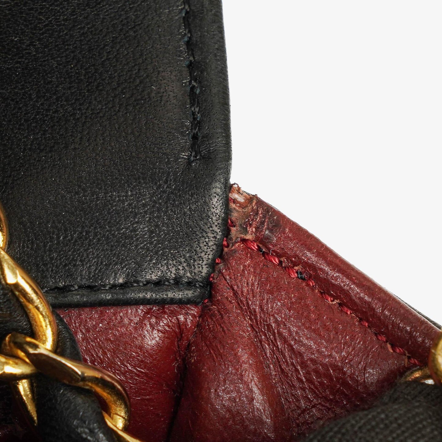 Chanel Classic Half Moon Single Flap Bag aus schwarzem gestepptem Lammleder mit 24K vergoldeten Beschlägen