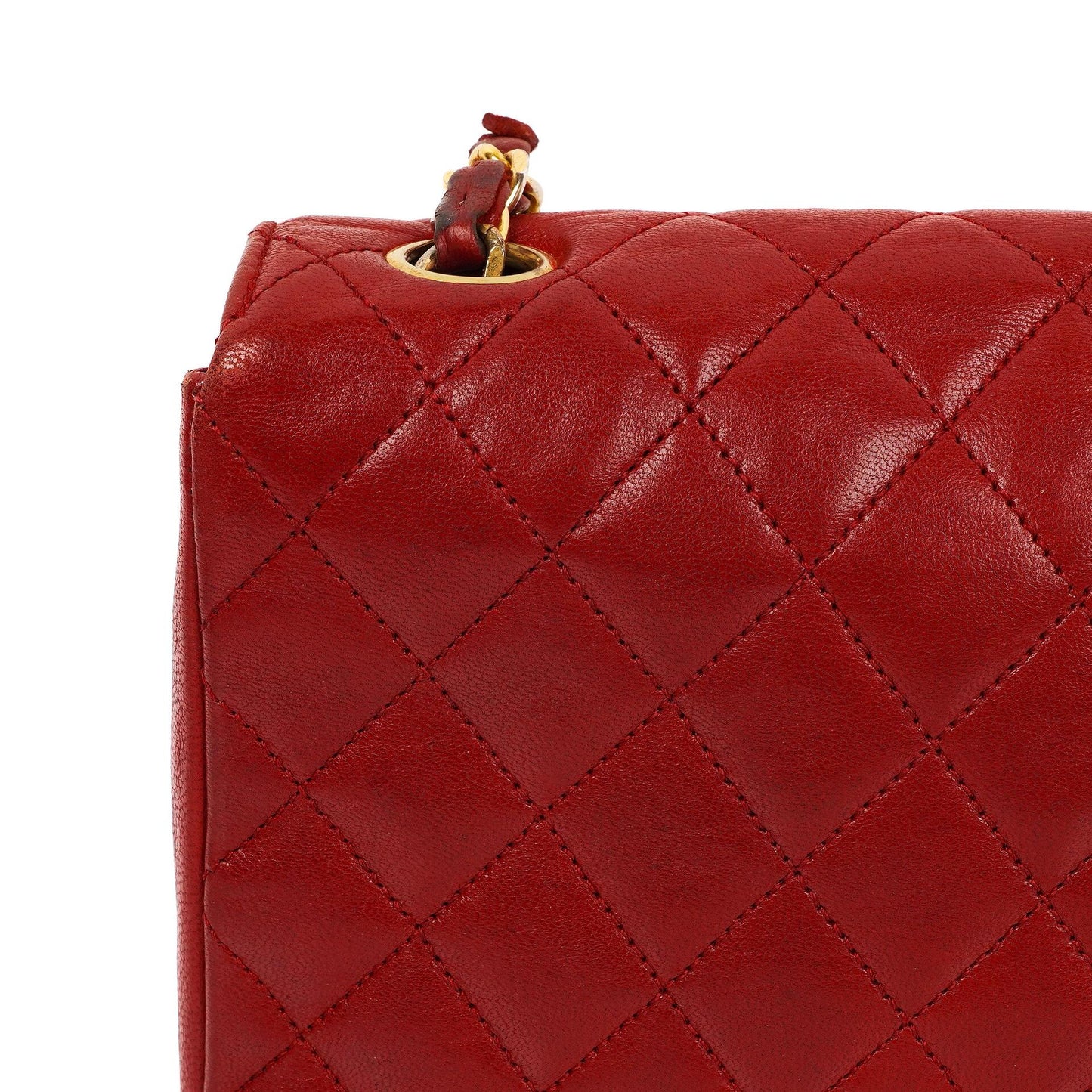 Chanel Klassische Halbmond Einzelklappen Tasche Rote gesteppte Lammleder mit 24K vergoldeten Beschlägen Gut