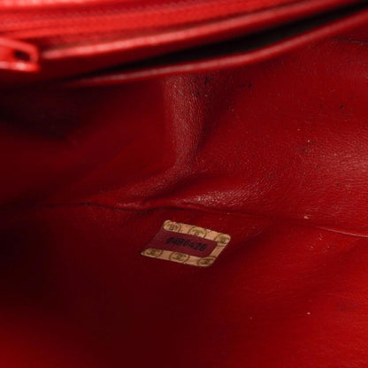 Chanel Klassische Halbmond Einzelklappen Tasche Rote gesteppte Lammleder mit 24K vergoldeten Beschlägen Gut