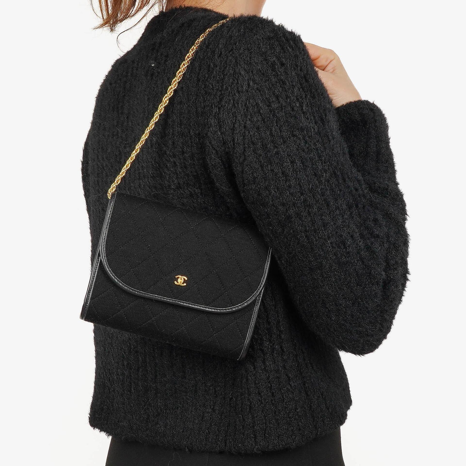 Chanel Classic Jursey Single Flap Tasche Geldbörse mit Kette mit 24K vergoldeter Hardware