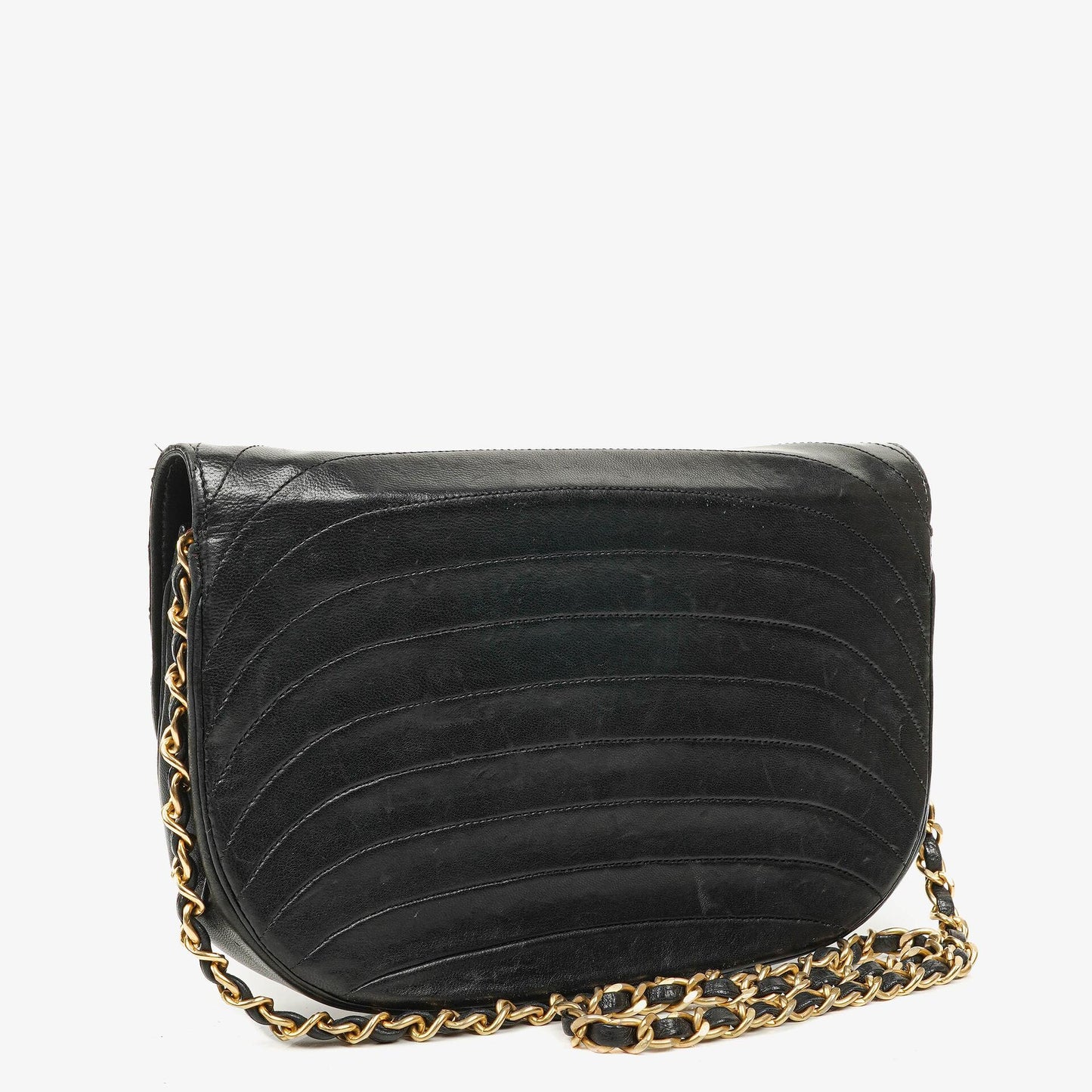 Chanel Classic Half Moon Flap Bag aus schwarzem Lammleder mit 24K vergoldeten Beschlägen
