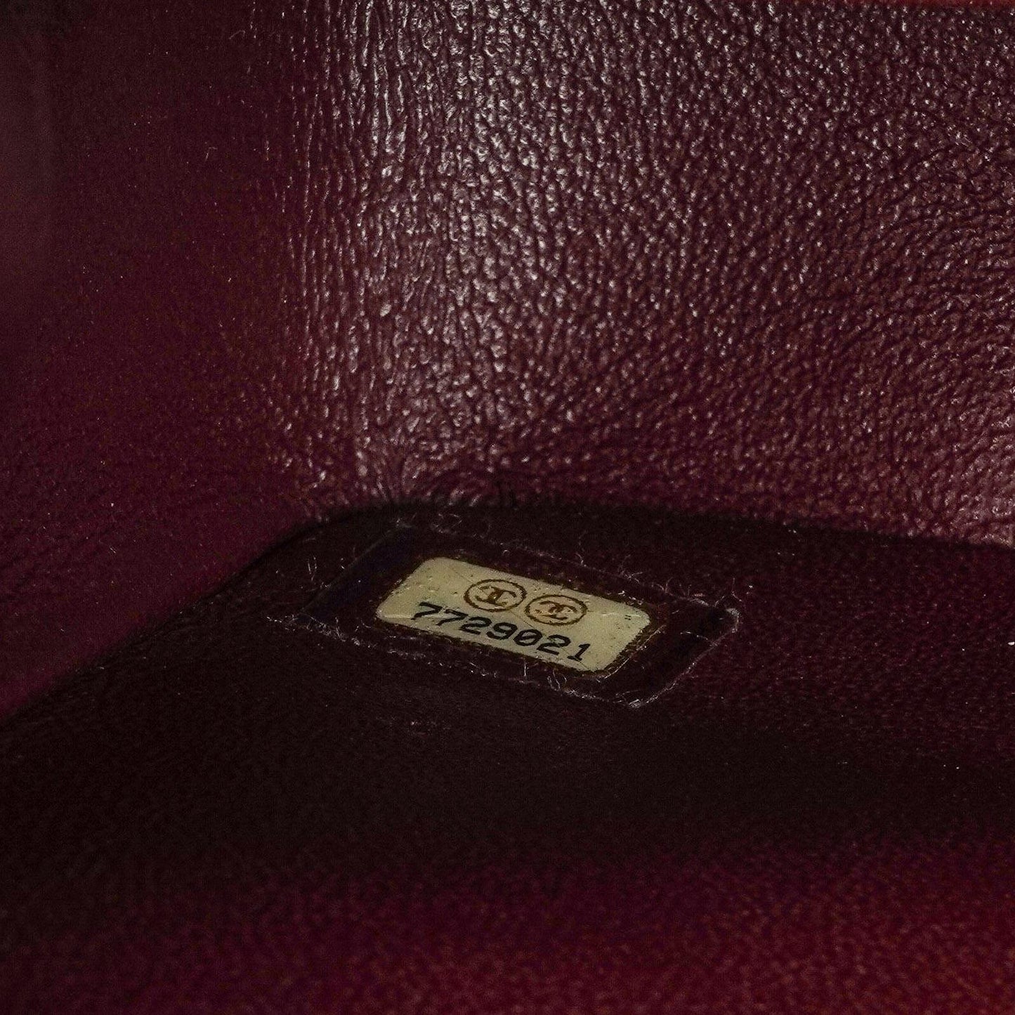 Chanel Classic Medium Double Flap Bag Schwarzes Gequiltetes Lammleder 24K Goldbeschläge