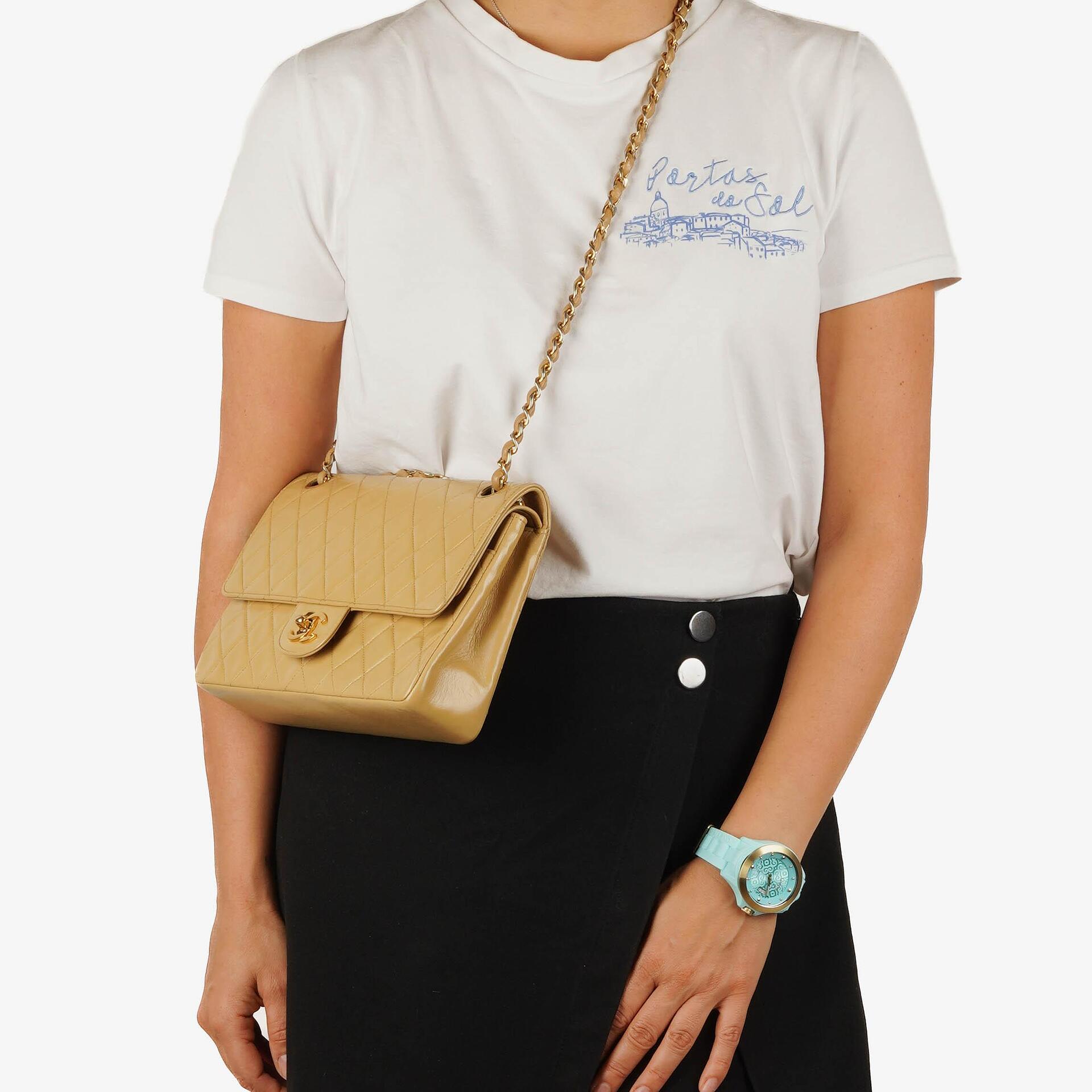 Chanel Classic Medium Double Flap Bag Gequiltetes Lammleder Beige mit 24K Vergoldeter Hardware