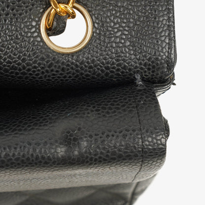 Chanel Classic Medium Double Flap Tasche aus schwarzem gestepptem Caviar-Leder mit 24K vergoldeter Hardware