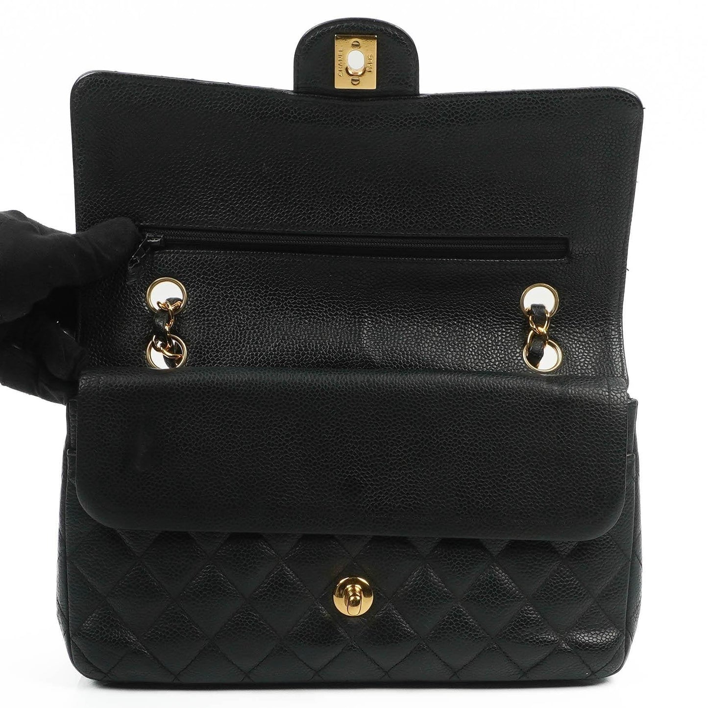 Chanel Classic Medium Double Flap Tasche aus schwarzem gestepptem Caviar-Leder mit 24K vergoldeter Hardware