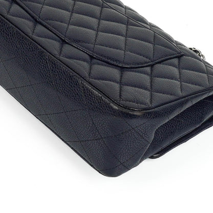 Chanel Klassische Medium Double Flap Tasche in Marineblau Gepolstertes Kaviarleder und Silberfarbene Beschläge