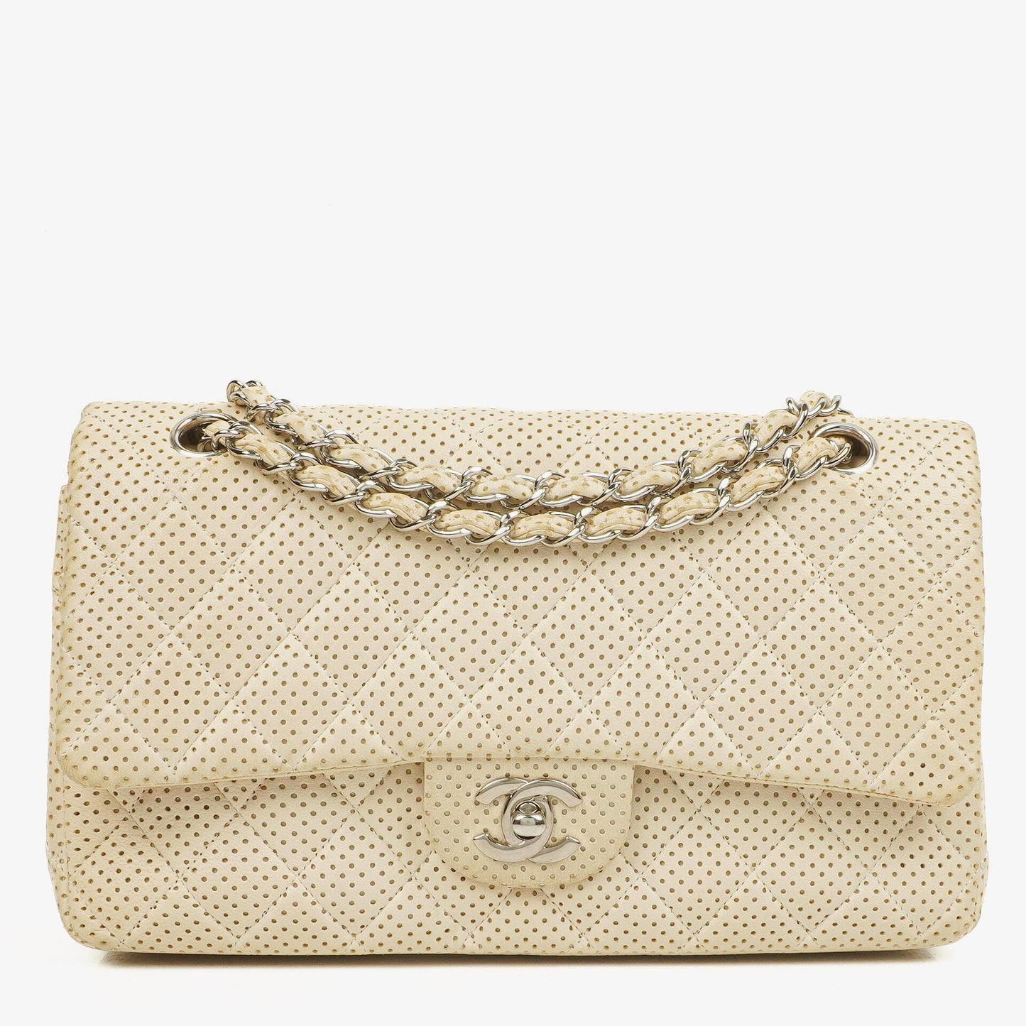 Chanel Classic Medium Doppelklappentasche aus perforiertem gestepptem Lammleder