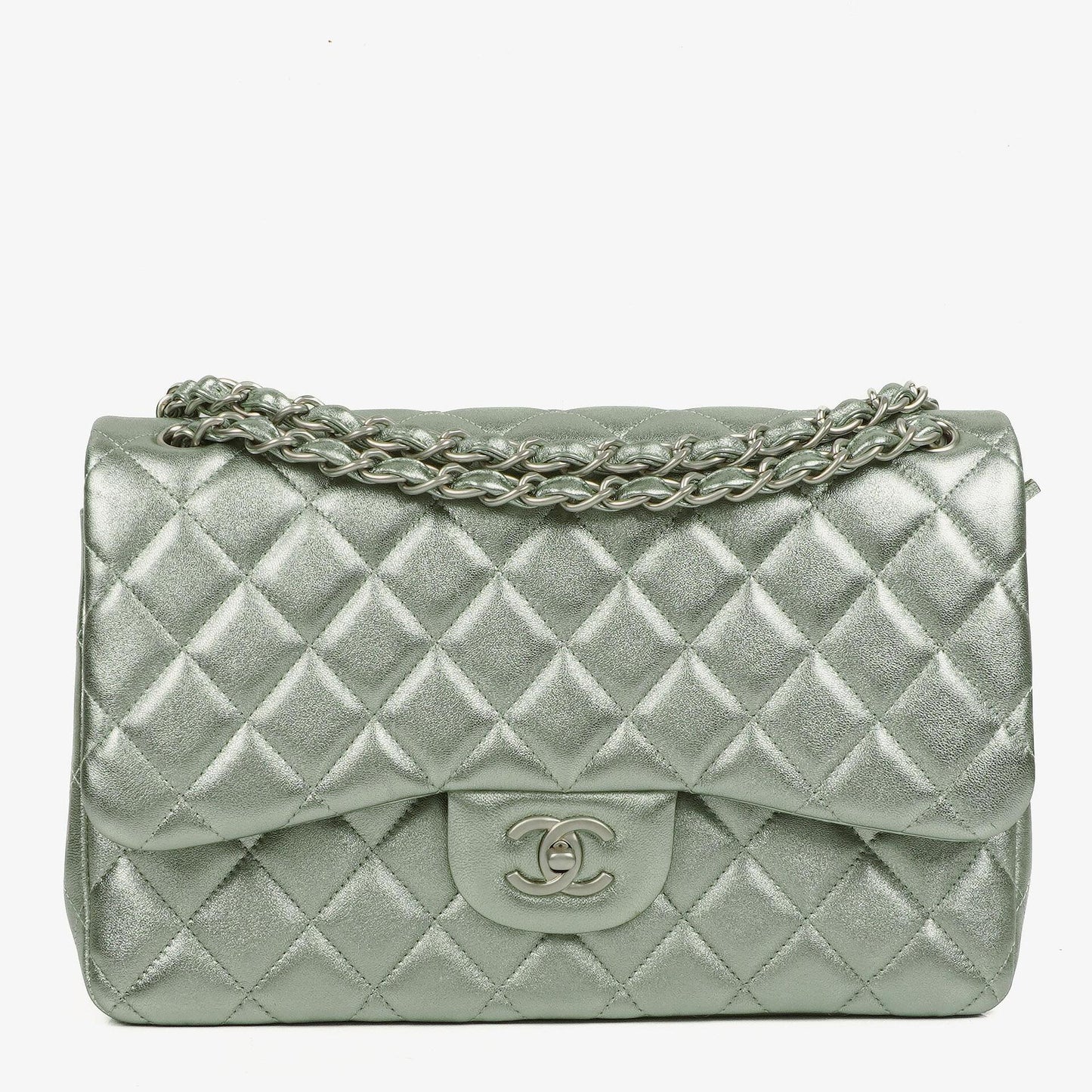 Chanel Classic Jumbo Double Flap Tasche aus metallic-grünem gestepptem Lammleder