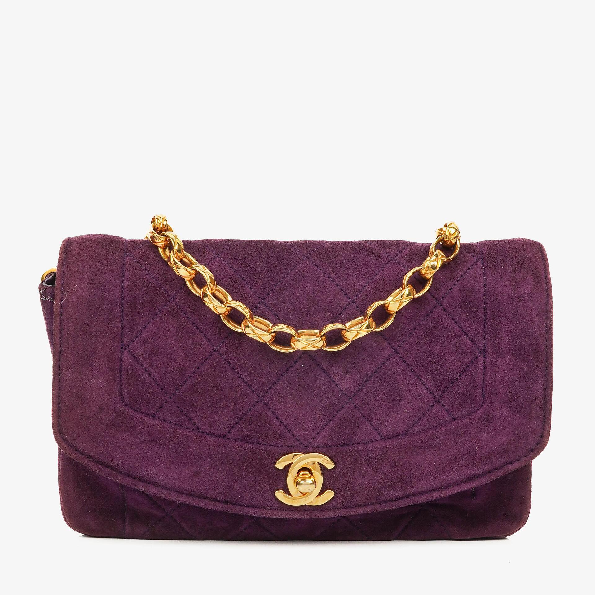 Chanel Classic Mini Diana Flap Tasche aus lila Wildleder mit 24K vergoldeten Beschlägen