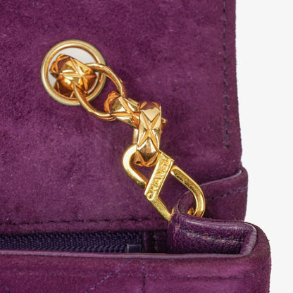 Chanel Classic Mini Diana Flap Tasche aus lila Wildleder mit 24K vergoldeten Beschlägen