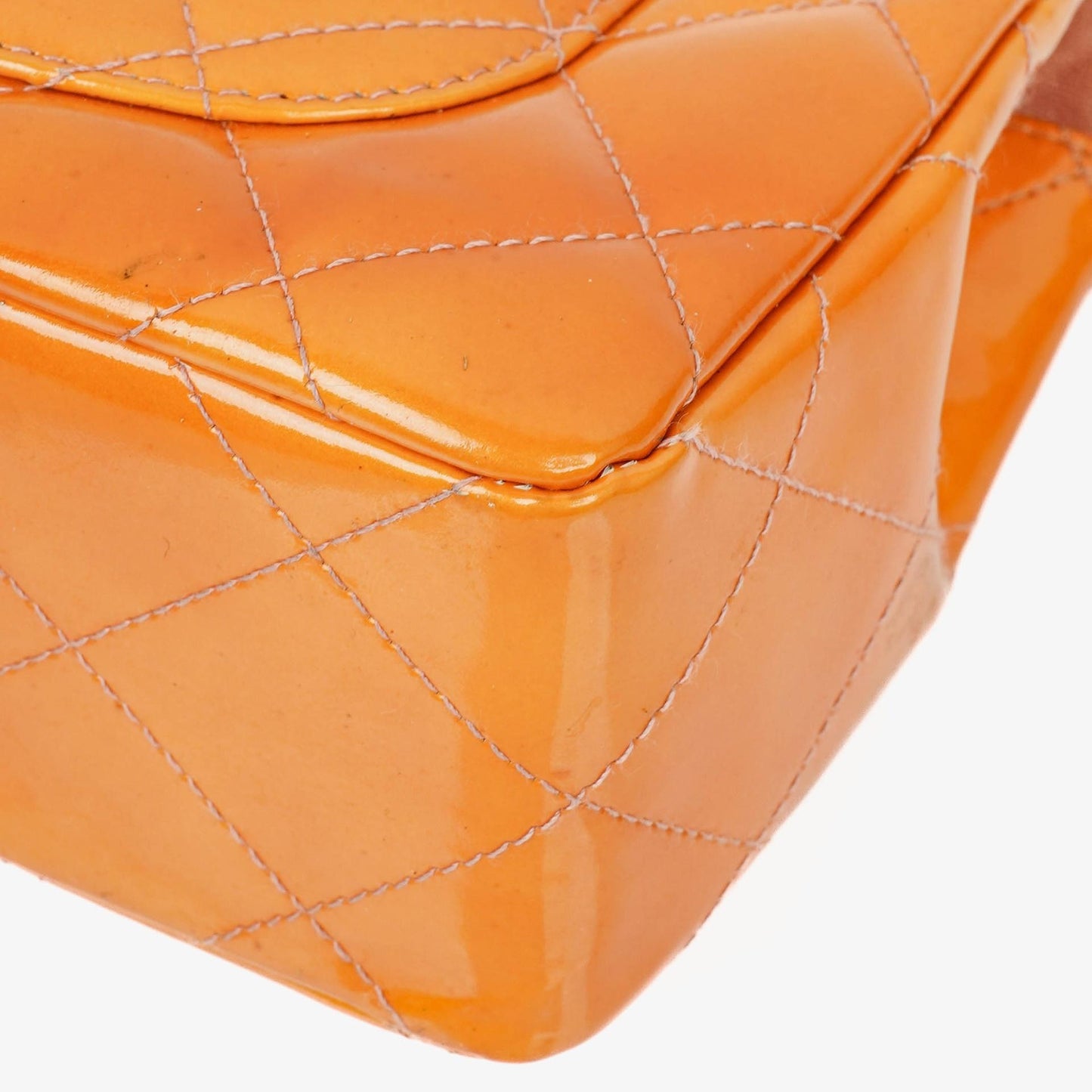 Chanel Classic Mini rechteckige Single Flap Tasche aus orangefarbenem Lackleder