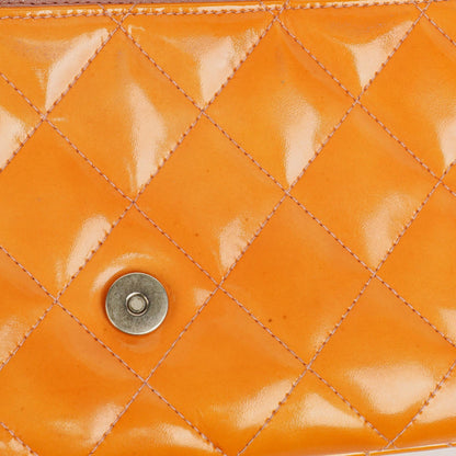 Chanel Classic Mini rechteckige Single Flap Tasche aus orangefarbenem Lackleder