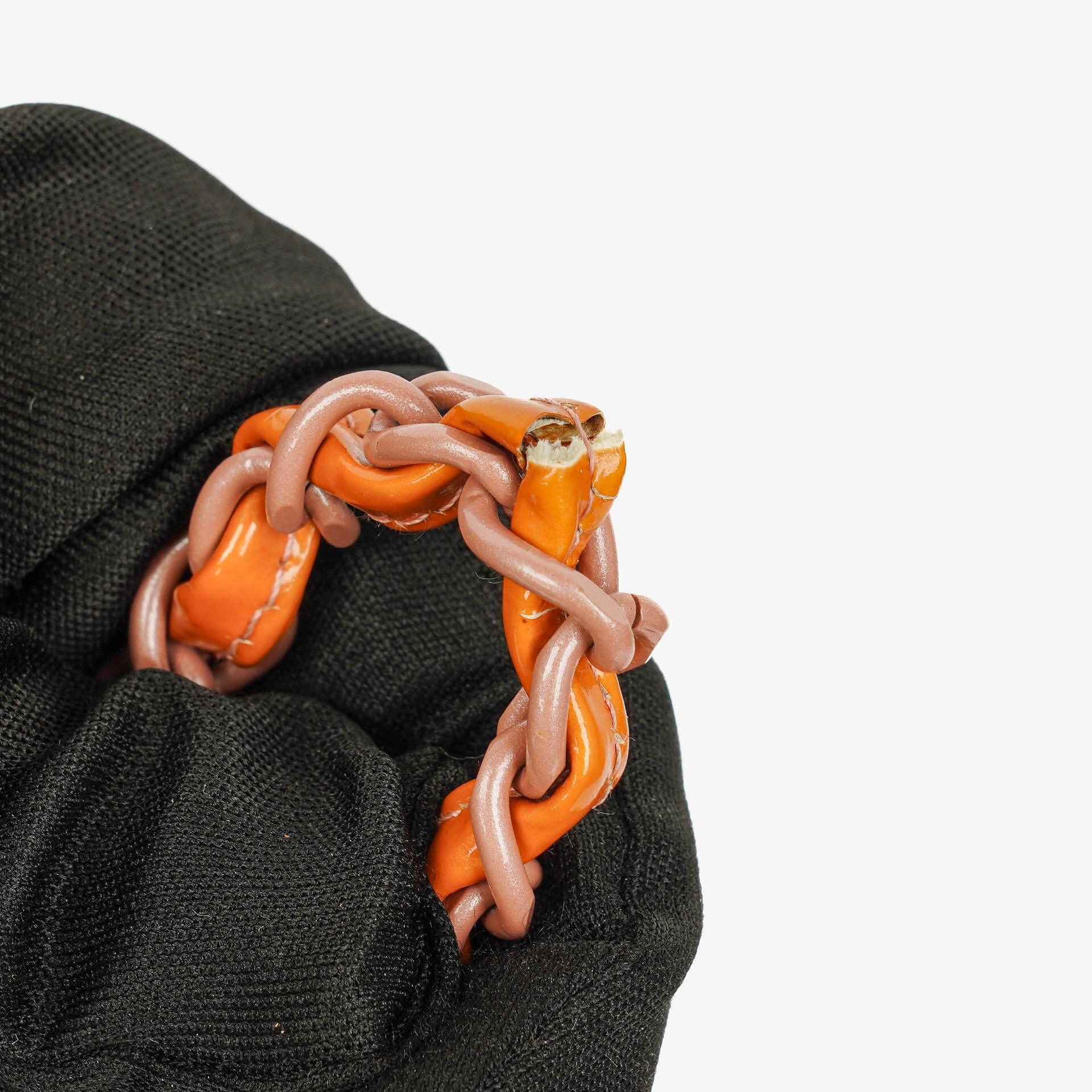 Chanel Classic Mini rechteckige Single Flap Tasche aus orangefarbenem Lackleder