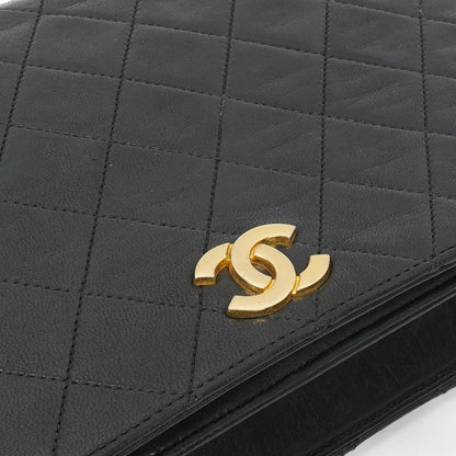 Chanel Classic Full Flap Bag, Marineblau gestepptes Lammleder, Goldfarbene Hardware