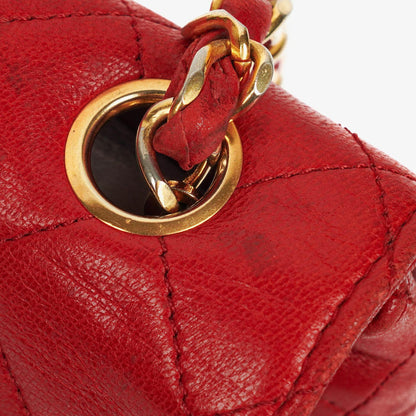 Chanel Classic Full Flap Tasche aus gestepptem Lammleder mit 24K vergoldeten Beschlägen