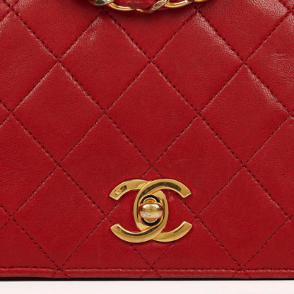 Chanel Classic Full Flap Tasche aus gestepptem Lammleder mit 24K vergoldeten Beschlägen