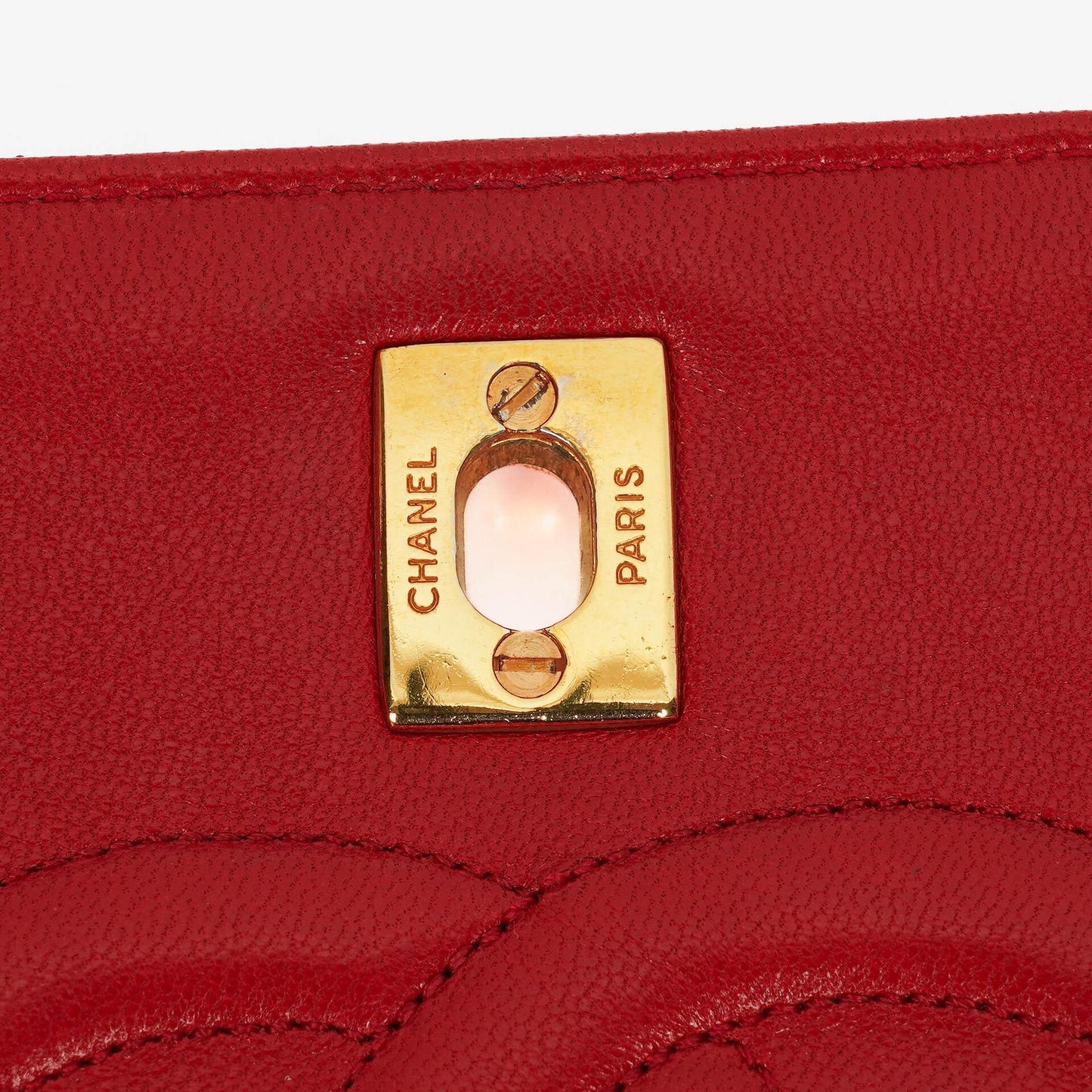 Chanel Classic Full Flap Tasche aus gestepptem Lammleder mit 24K vergoldeten Beschlägen