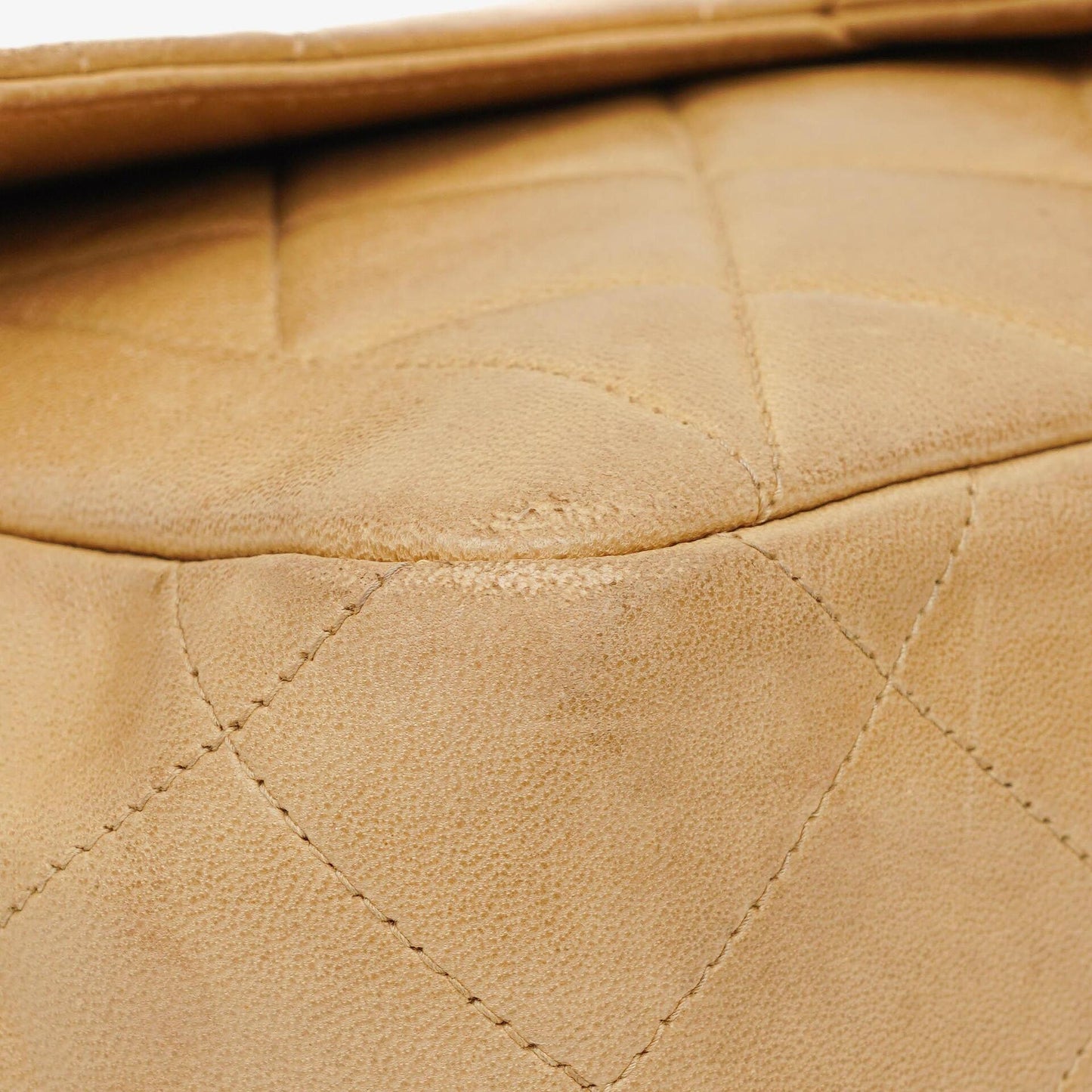 Chanel Classic Single Flap Tasche aus beigem gestepptem Lammleder mit 24K vergoldeter Hardware