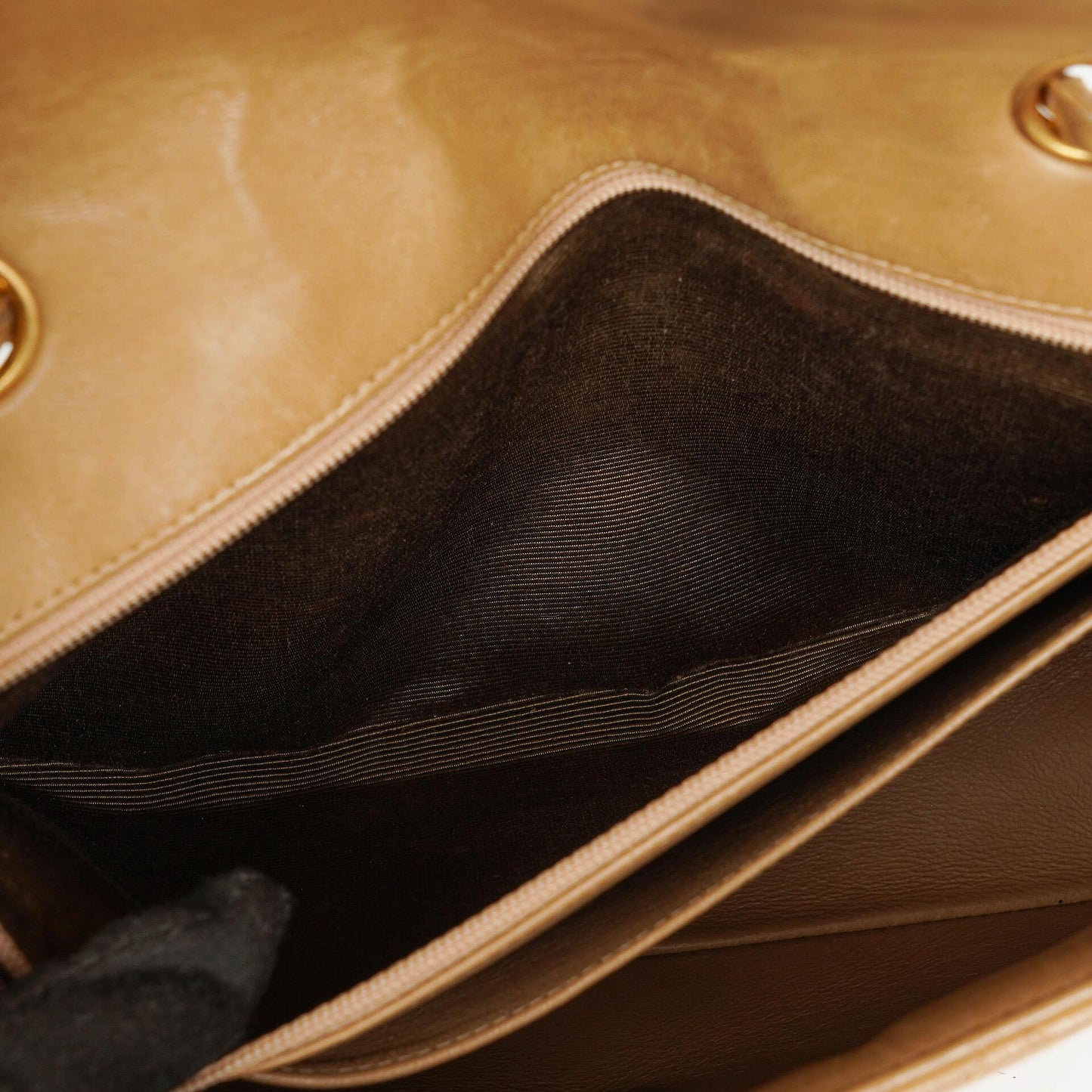 Chanel Classic Single Flap Tasche aus beigem gestepptem Lammleder mit 24K vergoldeter Hardware