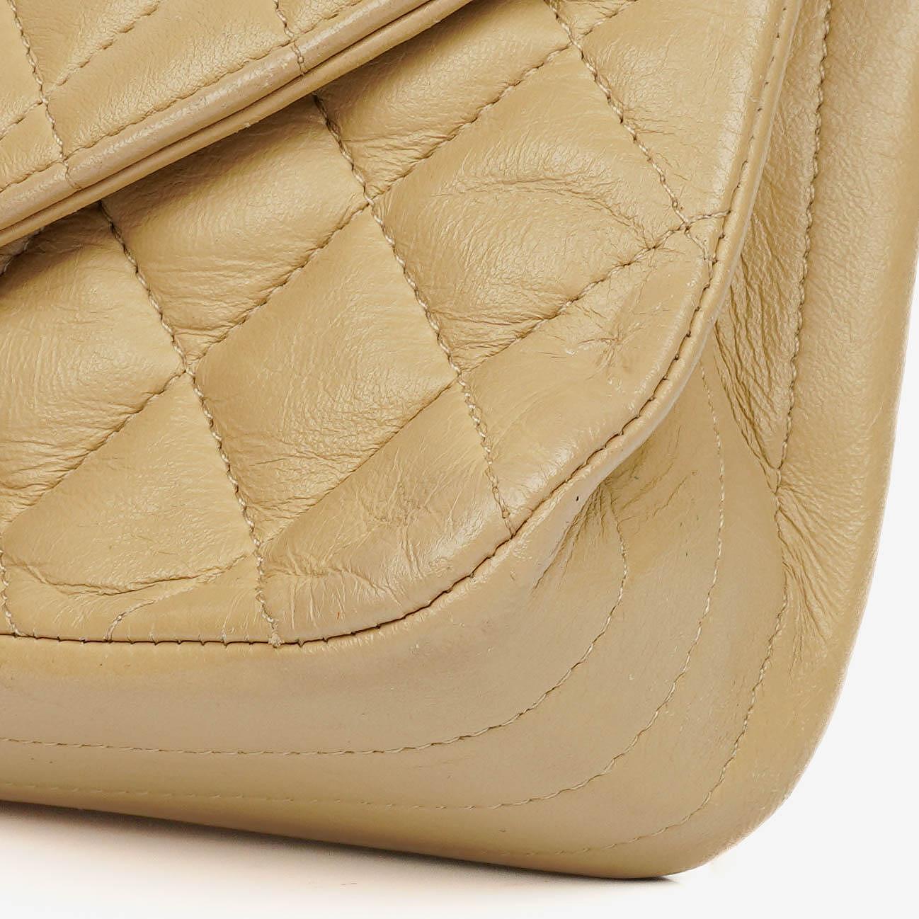 Chanel Classic Single Flap Tasche aus beigem gestepptem Lammleder mit 24K vergoldeter Hardware