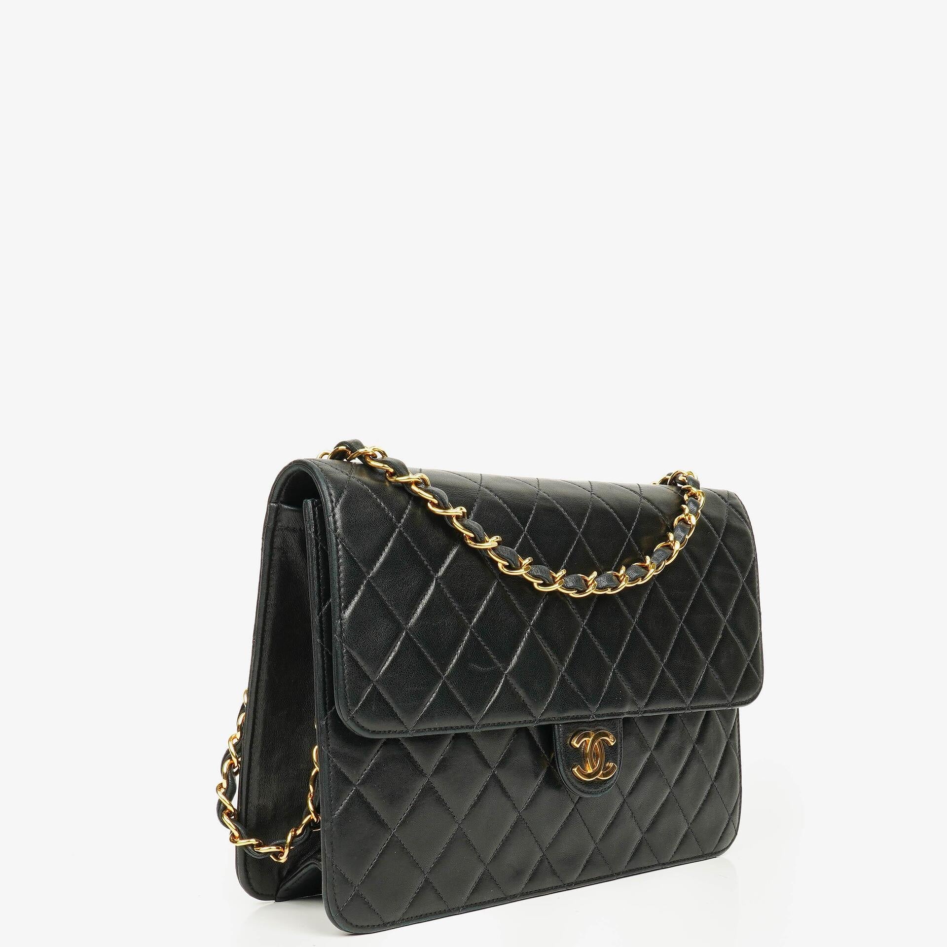 Chanel Classic Single Flap Tasche aus schwarzem gestepptem Lammleder mit 24K vergoldeter Hardware