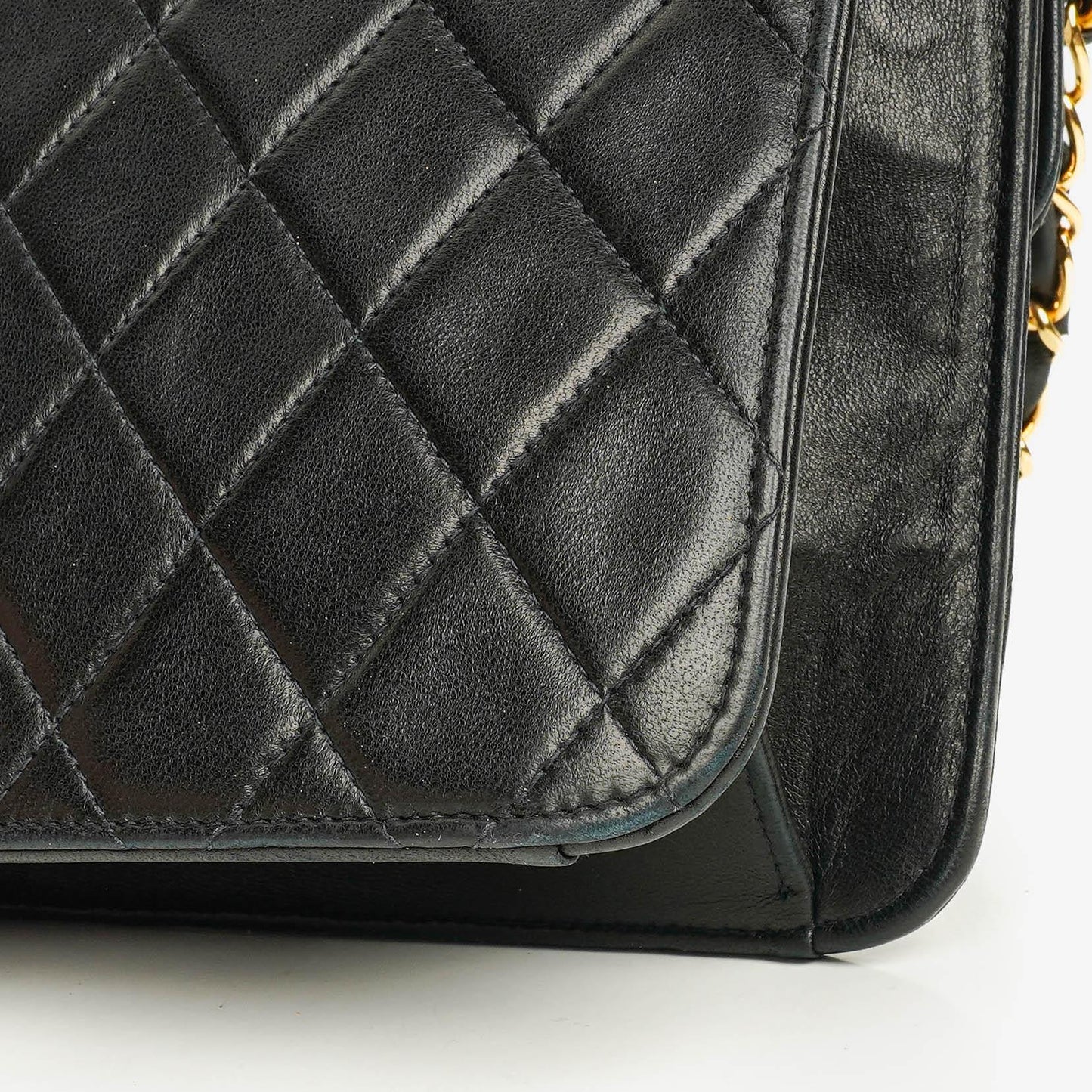 Chanel Classic Single Flap Tasche aus schwarzem gestepptem Lammleder mit 24K vergoldeter Hardware