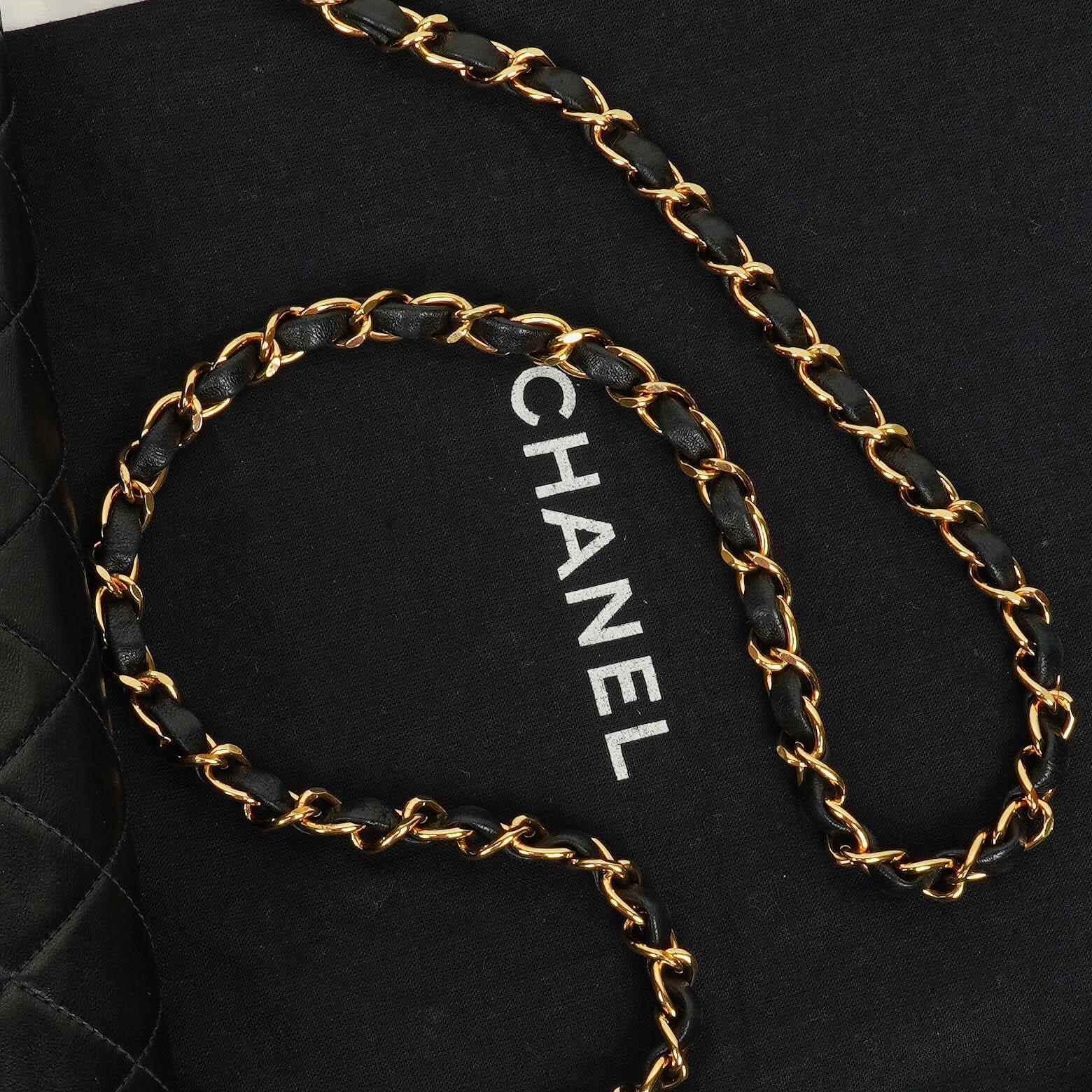 Chanel Classic Single Flap Tasche aus schwarzem gestepptem Lammleder mit 24K vergoldeter Hardware