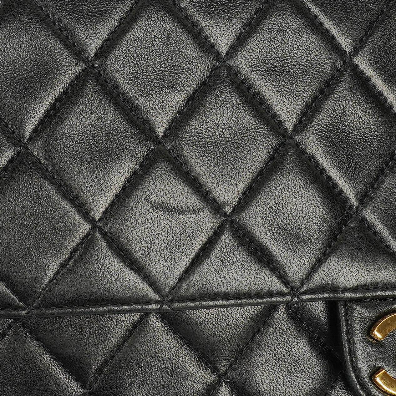 Chanel Classic Single Flap Tasche aus schwarzem gestepptem Lammleder mit 24K vergoldeter Hardware
