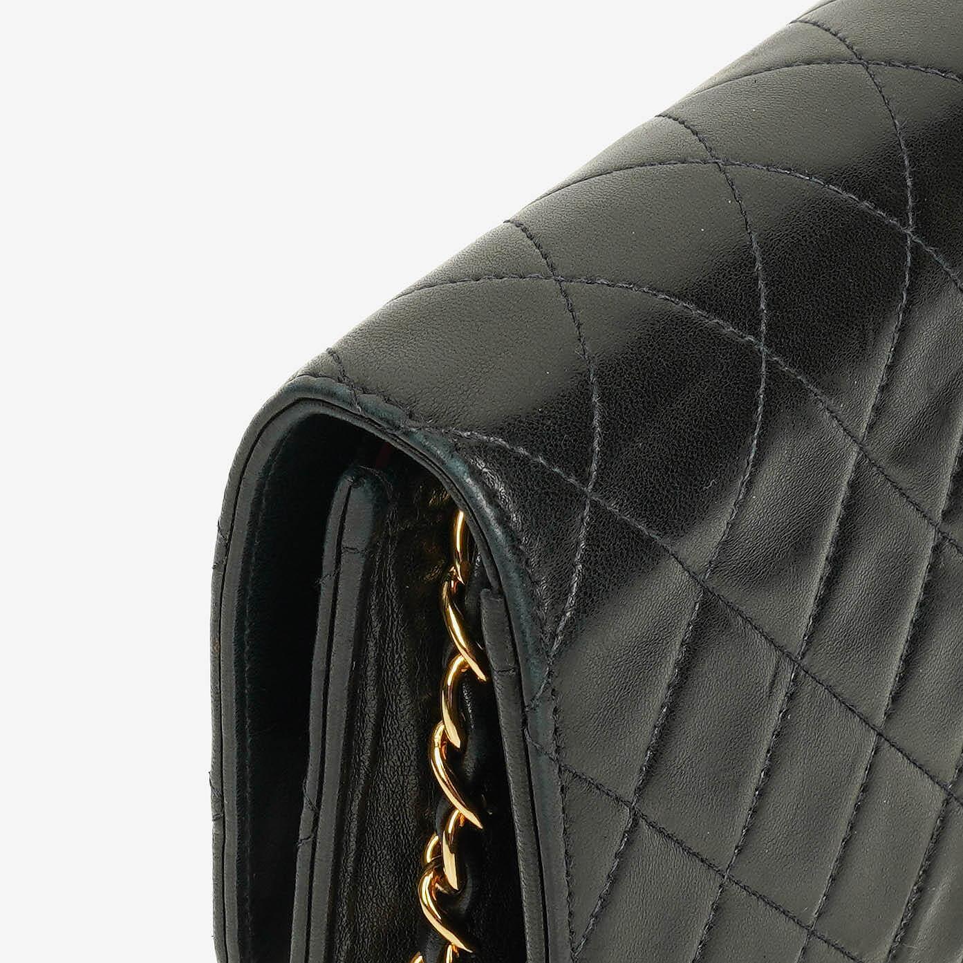 Chanel Classic Single Flap Tasche aus schwarzem gestepptem Lammleder mit 24K vergoldeter Hardware