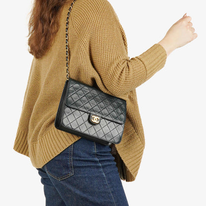Chanel Classic Single Flap Bag aus schwarzem gestepptem Lammleder mit 24K vergoldeten Beschlägen