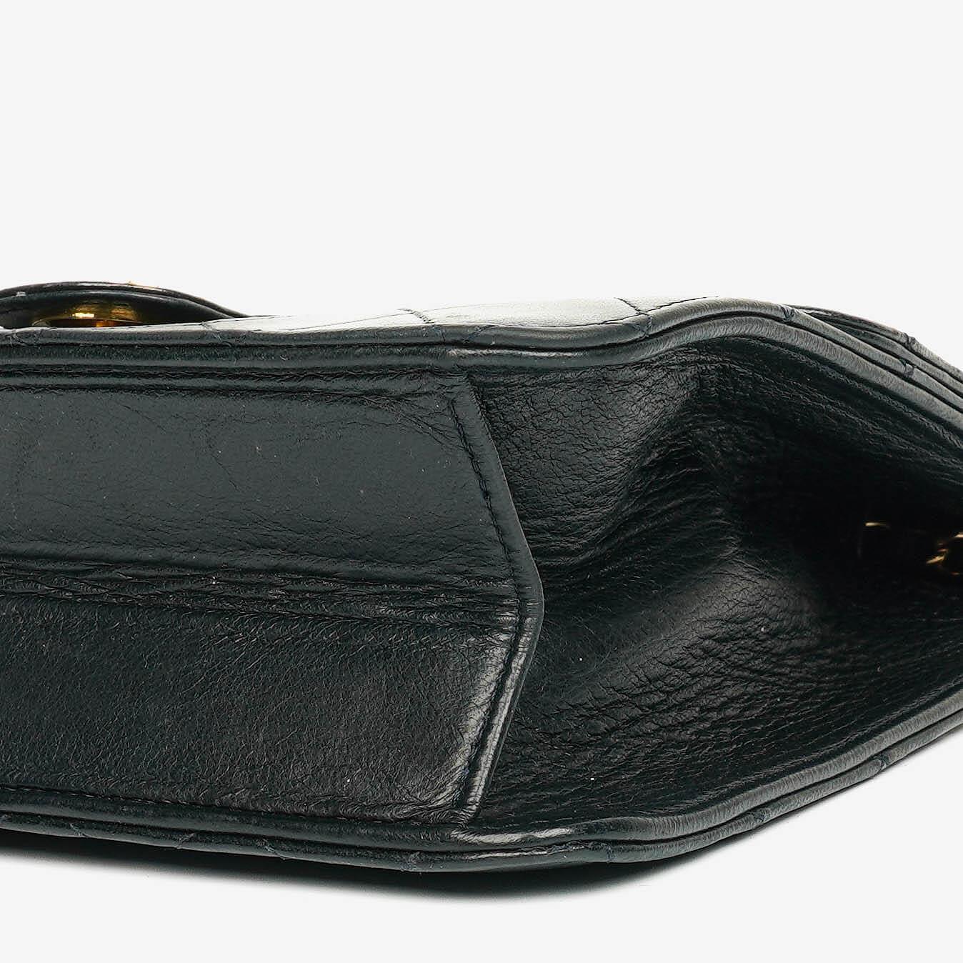 Chanel Classic Single Flap Bag aus schwarzem gestepptem Lammleder mit 24K vergoldeten Beschlägen