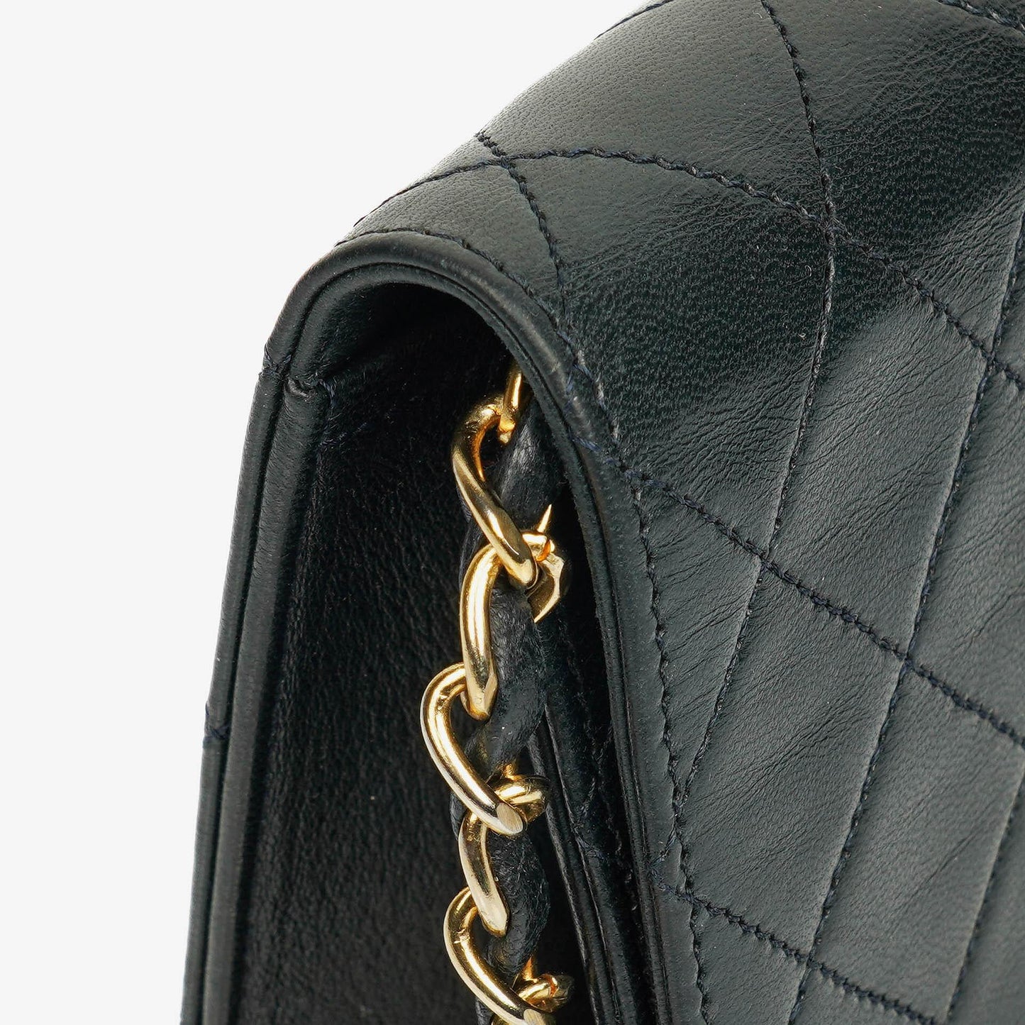 Chanel Classic Single Flap Bag aus schwarzem gestepptem Lammleder mit 24K vergoldeten Beschlägen