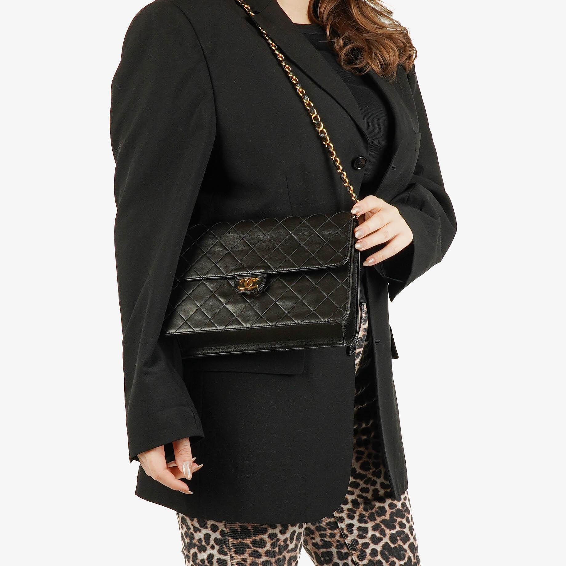 Chanel Classic Single Flap Tasche aus schwarzem gestepptem Lammleder mit 24K vergoldeten Beschlägen