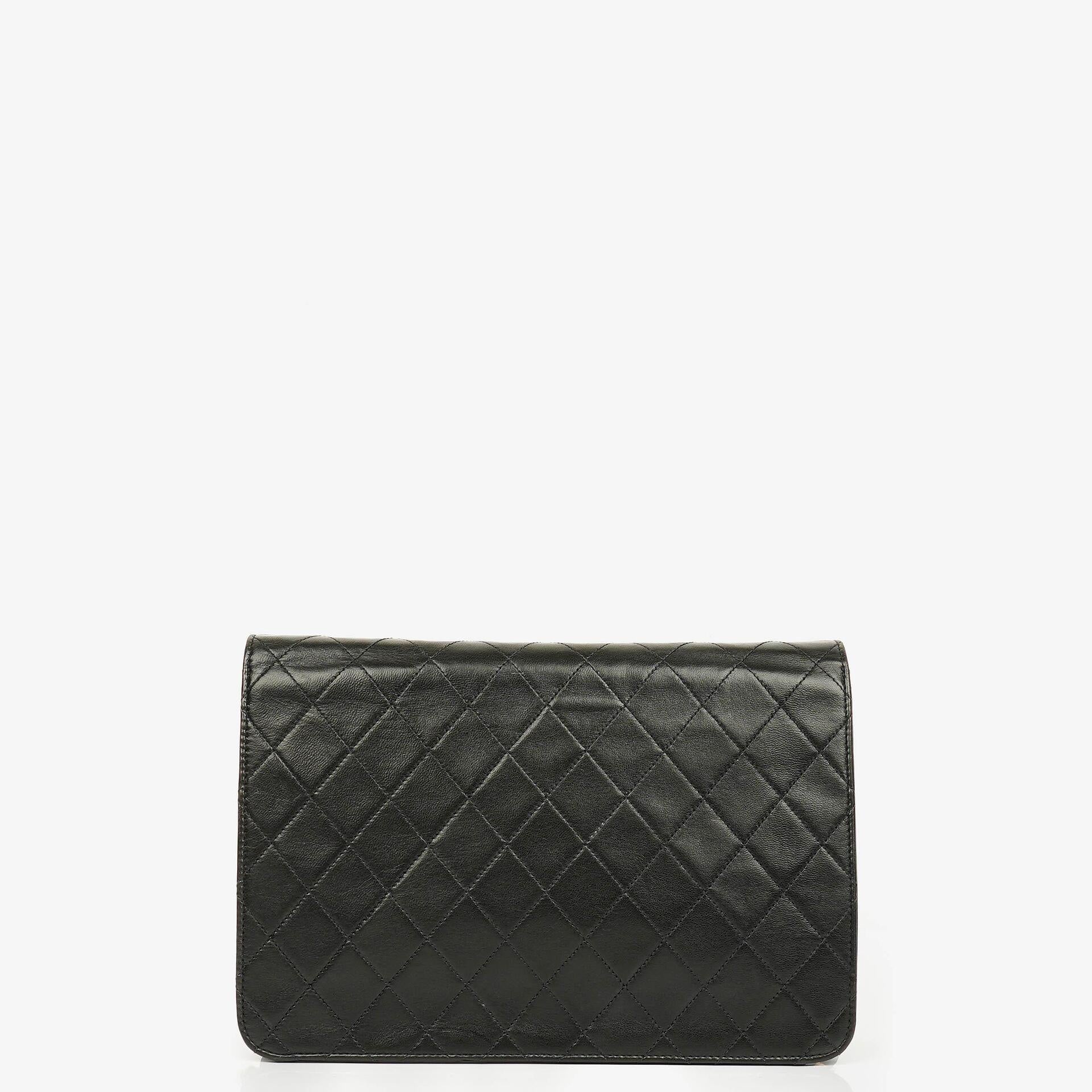 Chanel Classic Single Flap Tasche aus schwarzem gestepptem Lammleder mit 24K vergoldeten Beschlägen