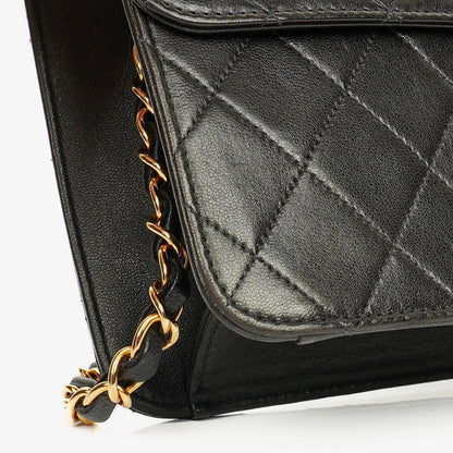 Chanel Classic Single Flap Tasche aus schwarzem gestepptem Lammleder mit 24K vergoldeten Beschlägen