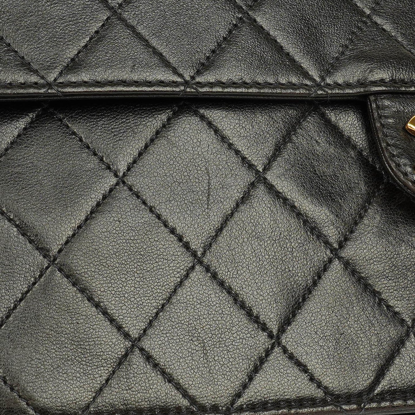 Chanel Classic Single Flap Tasche aus schwarzem gestepptem Lammleder mit 24K vergoldeten Beschlägen