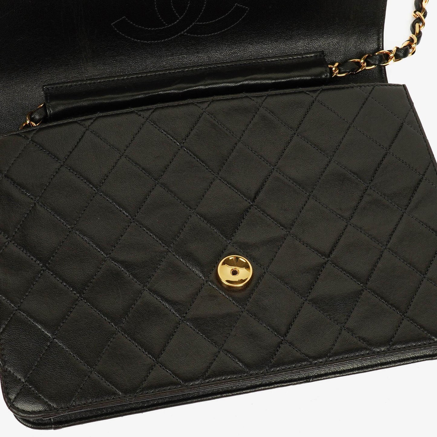 Chanel Classic Single Flap Tasche aus schwarzem gestepptem Lammleder mit 24K vergoldeten Beschlägen