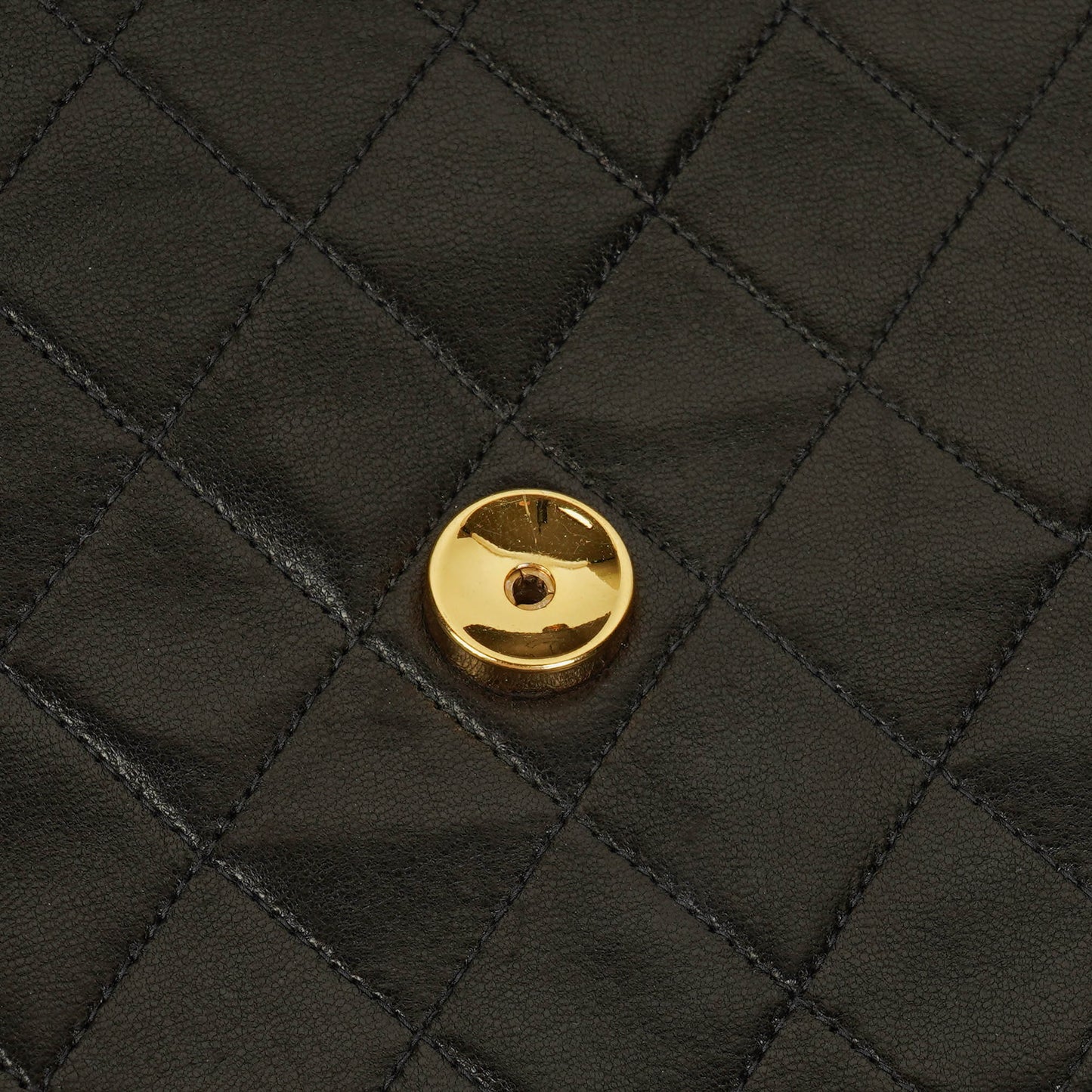 Chanel Classic Single Flap Tasche aus schwarzem gestepptem Lammleder mit 24K vergoldeten Beschlägen
