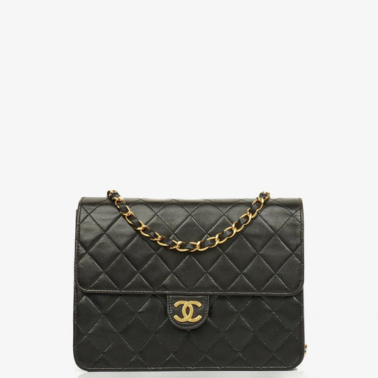 Chanel Classic Single Flap Tasche aus schwarzem gestepptem Lammleder mit 24K vergoldeter Hardware