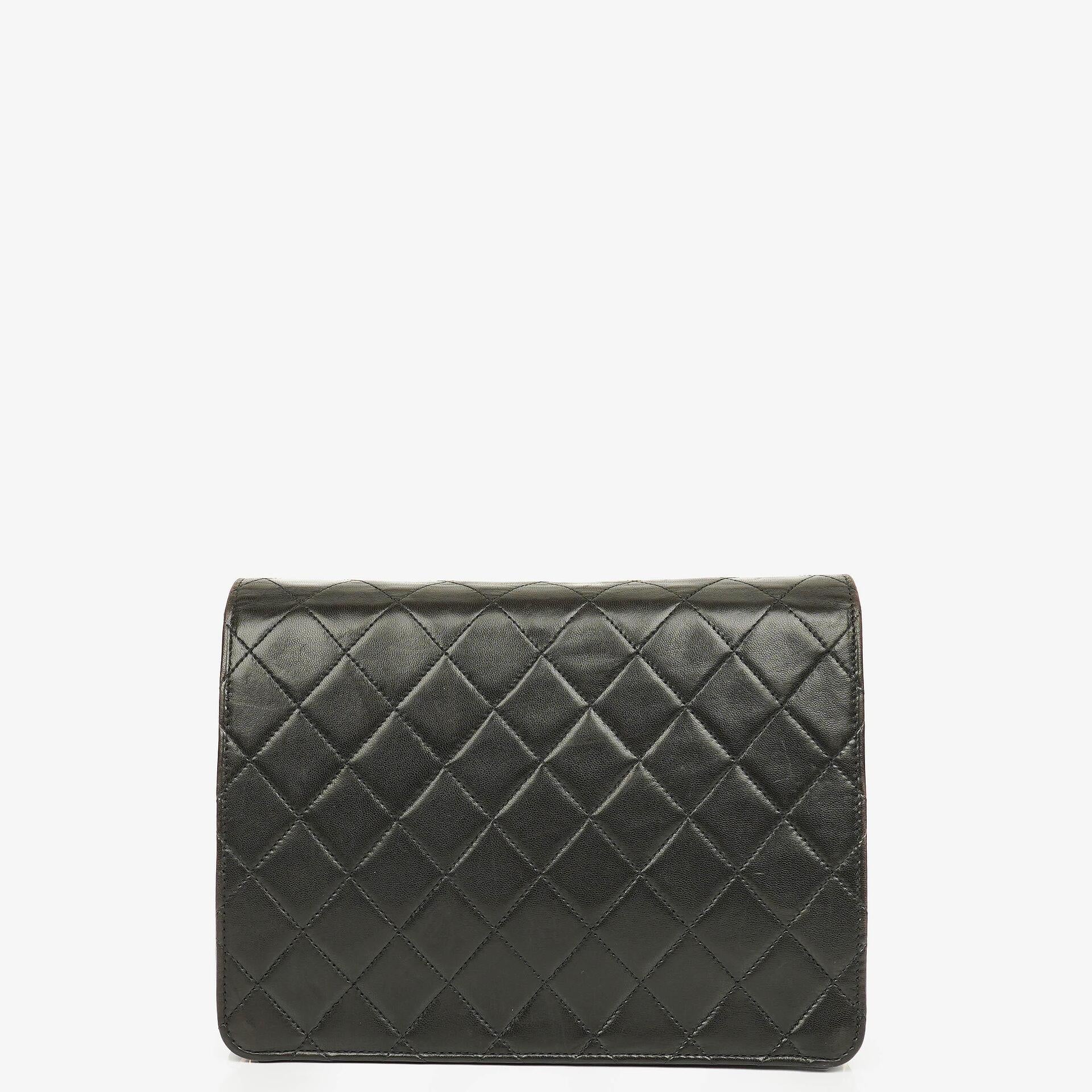 Chanel Classic Single Flap Tasche aus schwarzem gestepptem Lammleder mit 24K vergoldeter Hardware