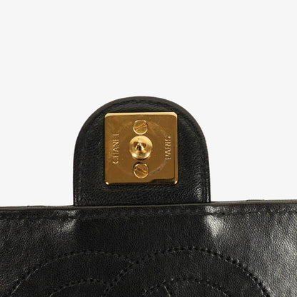 Chanel Classic Single Flap Tasche aus schwarzem gestepptem Lammleder mit 24K vergoldeter Hardware