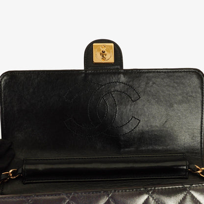 Chanel Classic Single Flap Tasche aus schwarzem gestepptem Lammleder mit 24K vergoldeter Hardware