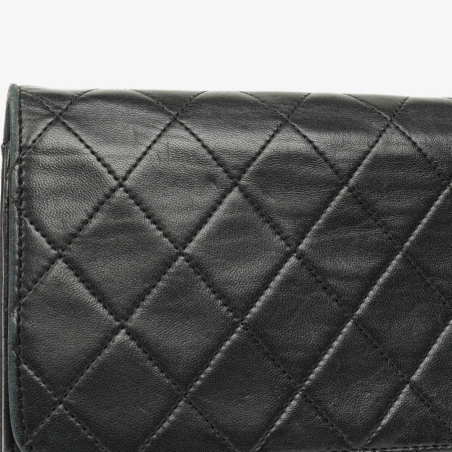 Chanel Classic Single Flap Tasche aus schwarzem gestepptem Lammleder mit 24K vergoldeten Beschlägen