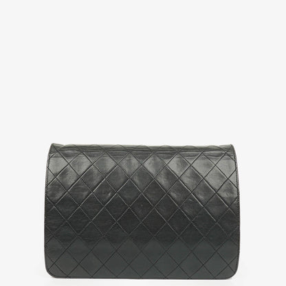 Chanel Classic Einzelklapp-Tasche Schwarzes Steppiertes Lammleder Mit 24K Vergoldeter Hardware