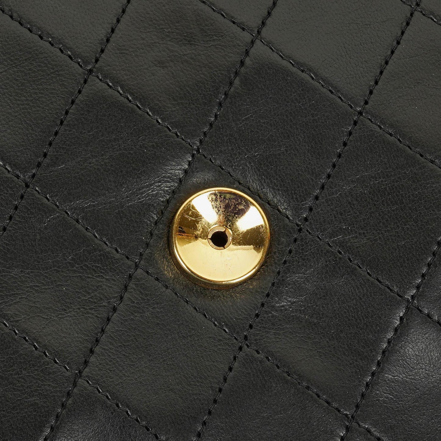 Chanel Classic Einzelklapp-Tasche Schwarzes Steppiertes Lammleder Mit 24K Vergoldeter Hardware