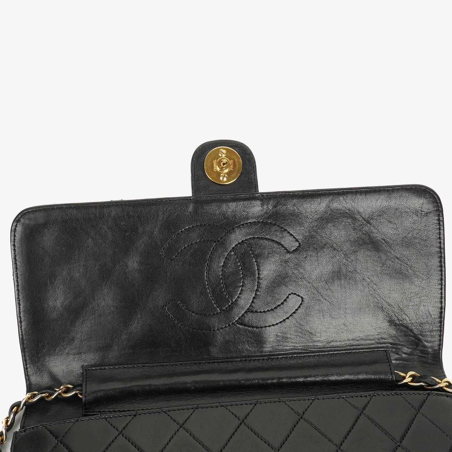 Chanel Classic Einzelklapp-Tasche Schwarzes Steppiertes Lammleder Mit 24K Vergoldeter Hardware