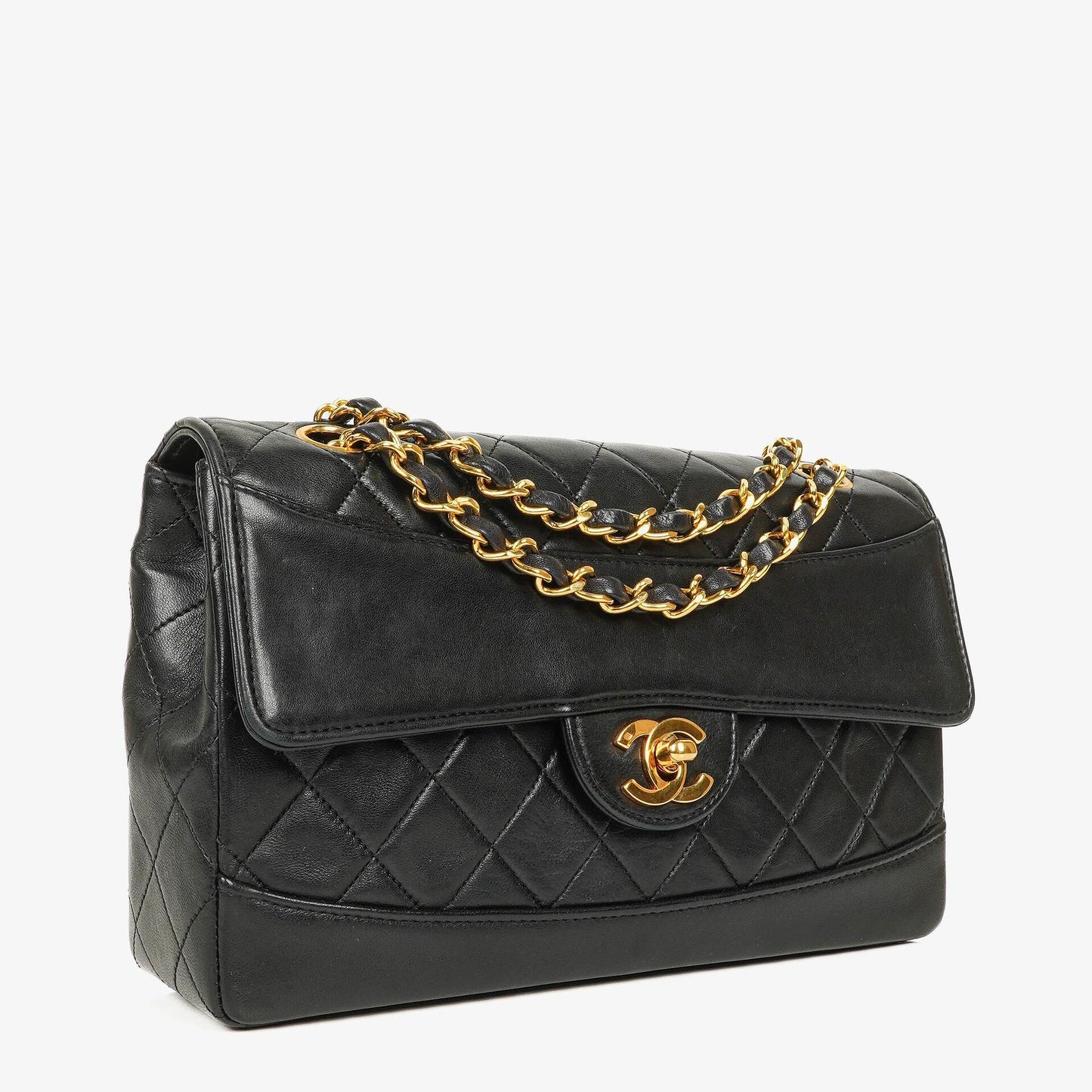 Chanel Classic Small Flap Tasche aus schwarzem Lammleder mit 24k vergoldeten Beschlägen