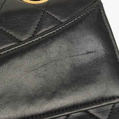 CHANEL Classic Kleine Flap Tasche aus Lammleder mit 24K vergoldeter Hardware